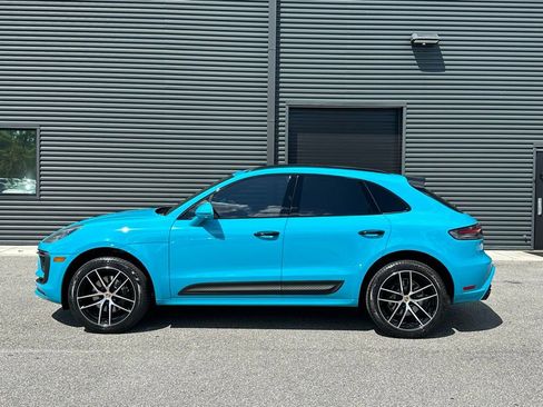Certified 2023 Porsche Macan AWD/4WD image 2