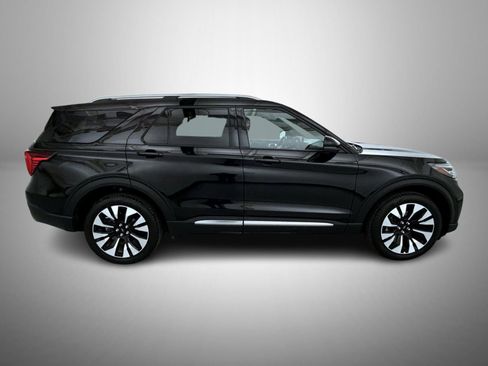 Used 2025 Ford Explorer Platinum w/ LUX Leather Package image 4