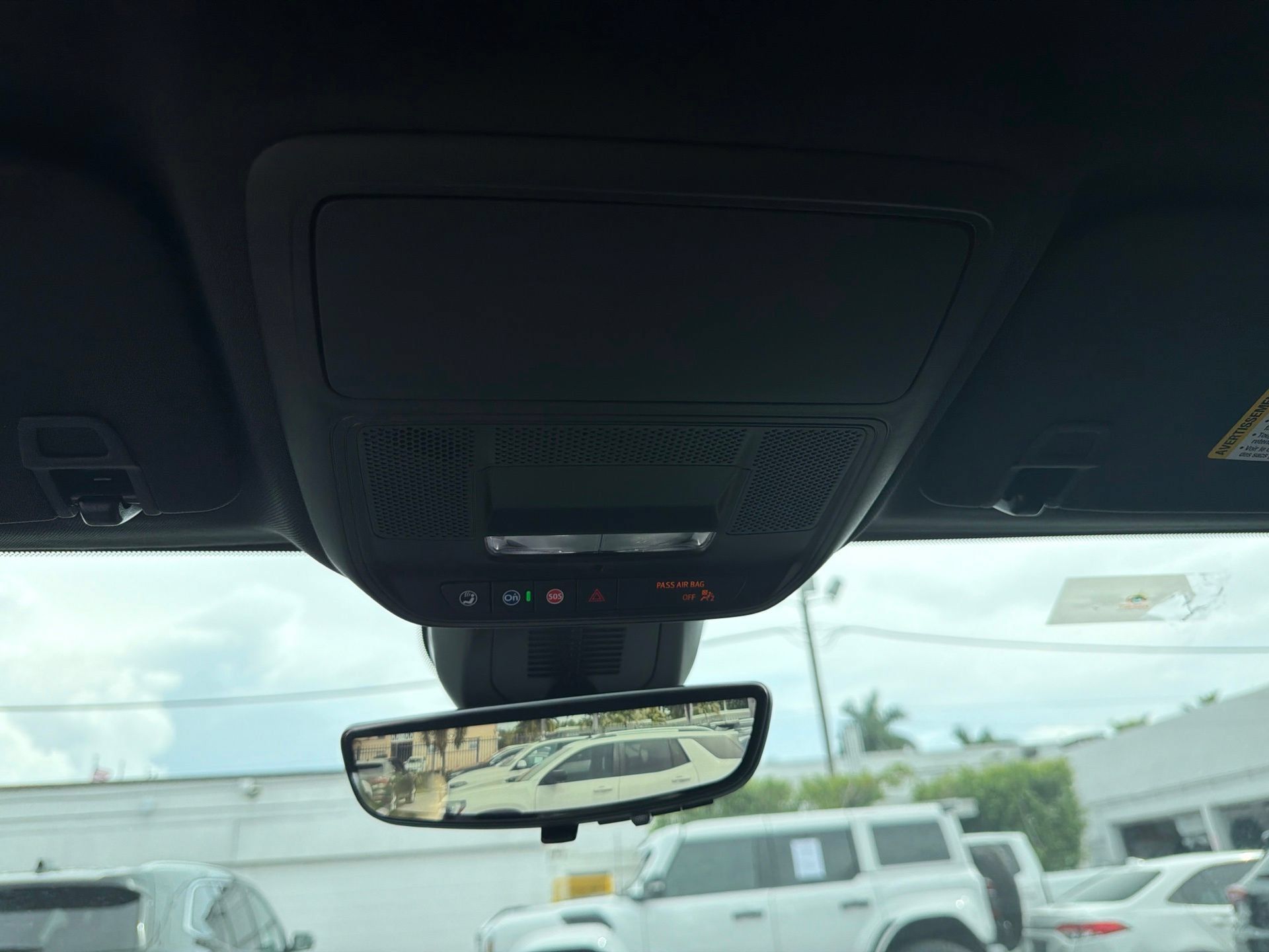 Used 2026 Chevrolet Equinox LT w/ Safety and Technology Package FWD image 20