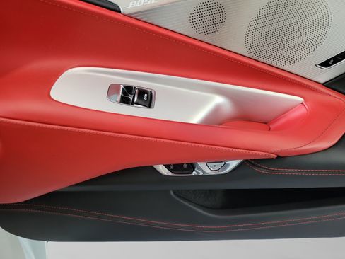Used 2021 Chevrolet Corvette Stingray Premium Conv w/ Z51 Performance Package RWD image 29