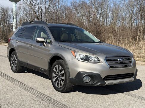 Used 2017 Subaru Outback 2.5i Limited image 31
