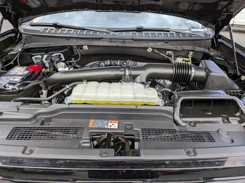 Certified 2025 Ford Expedition Platinum image 34