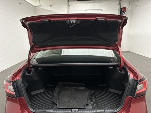 Used 2025 Subaru Legacy Premium AWD/4WD image 13
