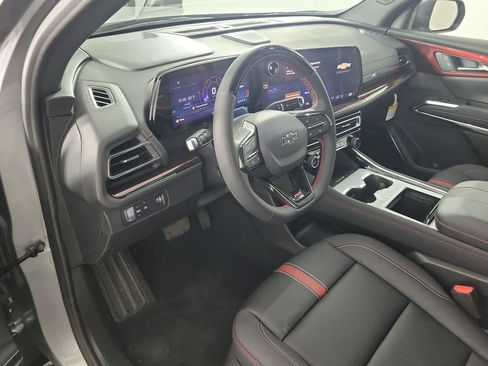 New 2026 Chevrolet Traverse RS w/ LPO, Illumination Package FWD image 11