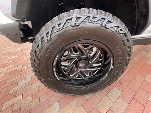 Used 2022 Ford Bronco Wildtrak image 28