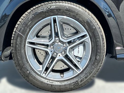 New 2025 Mercedes-Benz GLE 53 AMG AMG 53 image 11