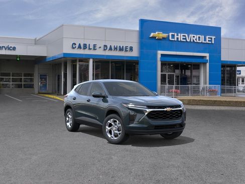 New 2026 Chevrolet Trax LS FWD image 33