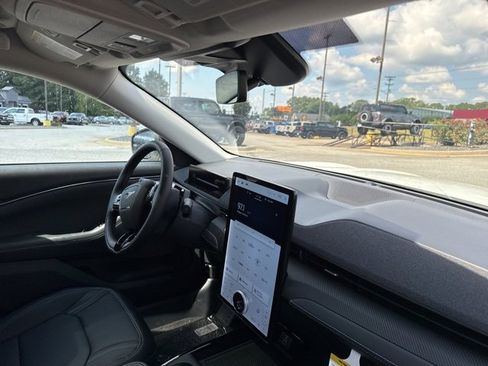 New 2025 Ford Mustang Mach-E Premium image 14