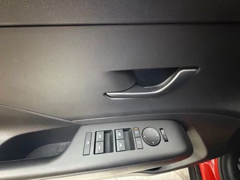 Used 2026 Hyundai Kona SEL Sport AWD/4WD image 27