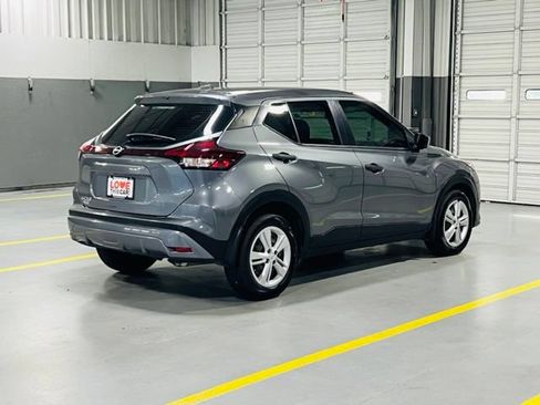 Used 2024 Nissan Kicks S FWD image 17