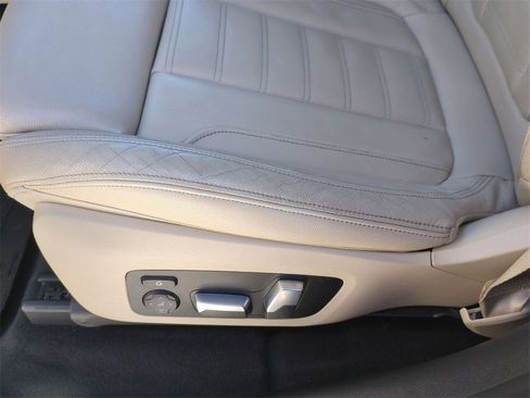 Used 2018 BMW X3 M40i image 14