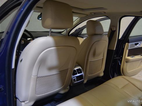 Used 2012 Jaguar XF image 14