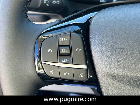 New 2025 Ford Escape Active w/ Cold Weather Package FWD image 17