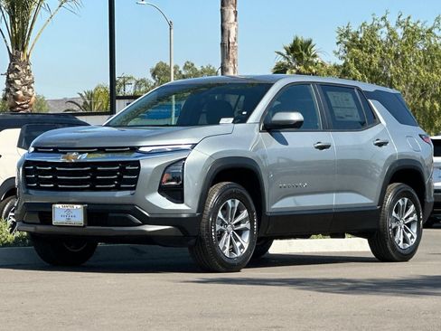 New 2026 Chevrolet Equinox LT FWD image 8