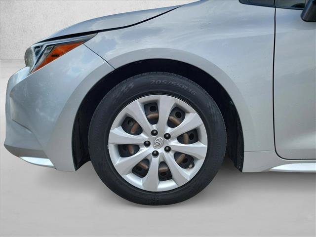 Used 2020 Toyota Corolla LE w/ Carpet Mat Package (TMS) FWD image 28