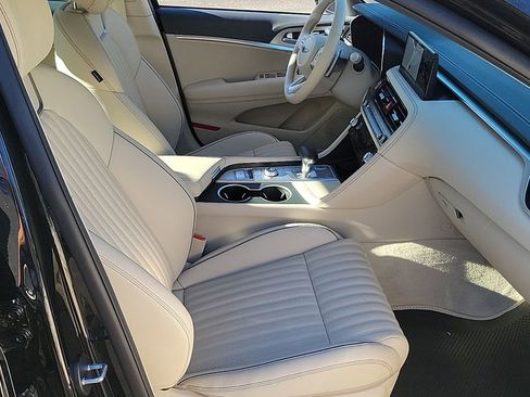 Used 2026 Genesis G70 2.5T Prestige image 38