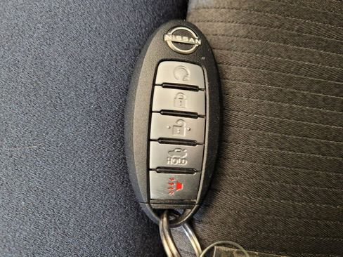 Used 2024 Nissan Altima 2.5 SV image 32