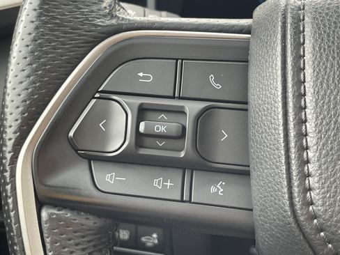 Used 2025 Toyota Tundra Limited w/ TRD Off-Road Package AWD/4WD image 16