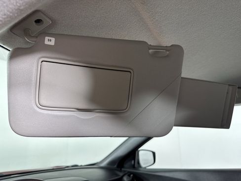 Used 2019 Nissan Kicks SV FWD image 25