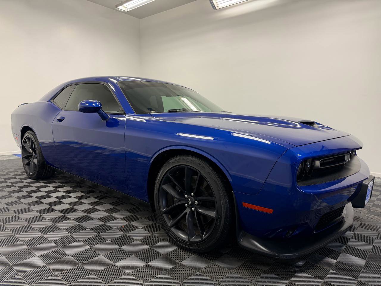 Used 2021 Dodge Challenger GT w/ Performance Handling Group RWD image 1