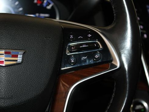 Used 2019 Cadillac Escalade Luxury AWD/4WD image 29