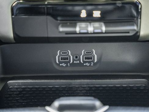 Used 2021 RAM 1500 Laramie image 30