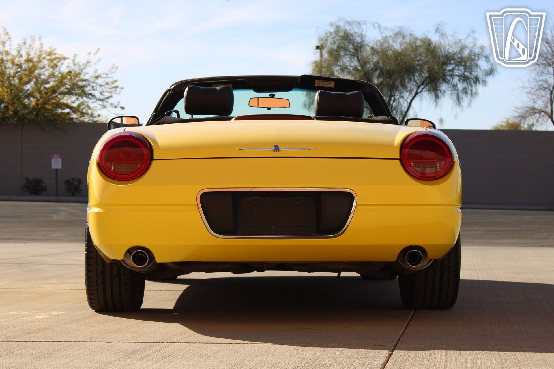 Used 2004 Ford Thunderbird RWD image 28