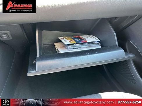 Used 2023 Toyota Corolla SE w/ Carpet Mat Package (TMS) FWD image 38