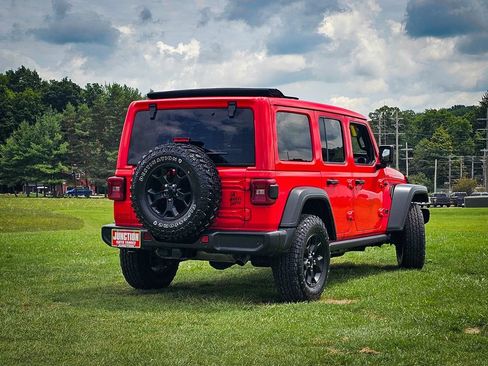 Used 2021 Jeep Wrangler Unlimited Sport AWD/4WD image 3