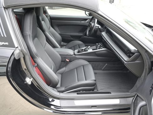 Used 2024 Porsche 911 Targa 4S image 42