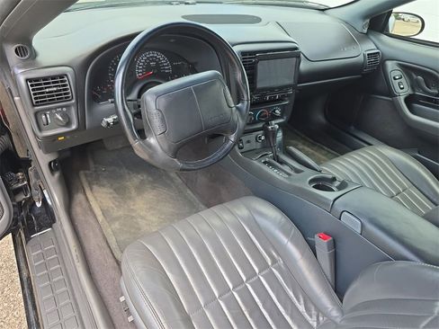 Used 1999 Chevrolet Camaro Z28 image 10