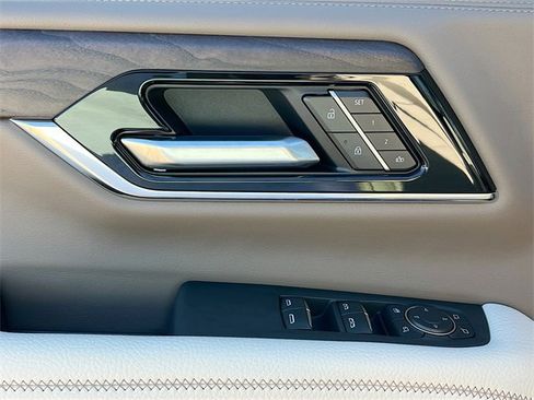 New 2026 GMC Yukon XL Denali image 13