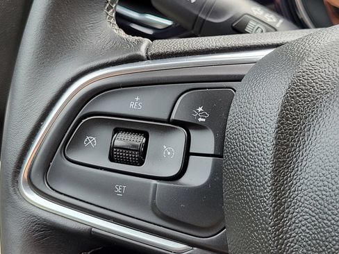 Used 2021 Buick Encore GX Preferred w/ Cold Weather Comfort Package FWD image 16