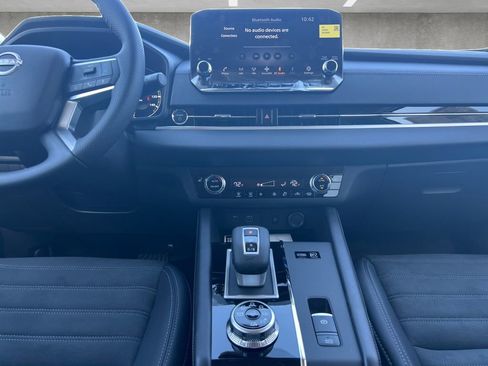 New 2026 Nissan Rogue SL AWD/4WD image 4