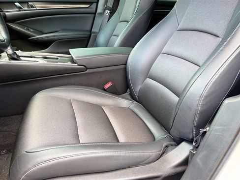 Used 2021 Honda Accord Sport image 23