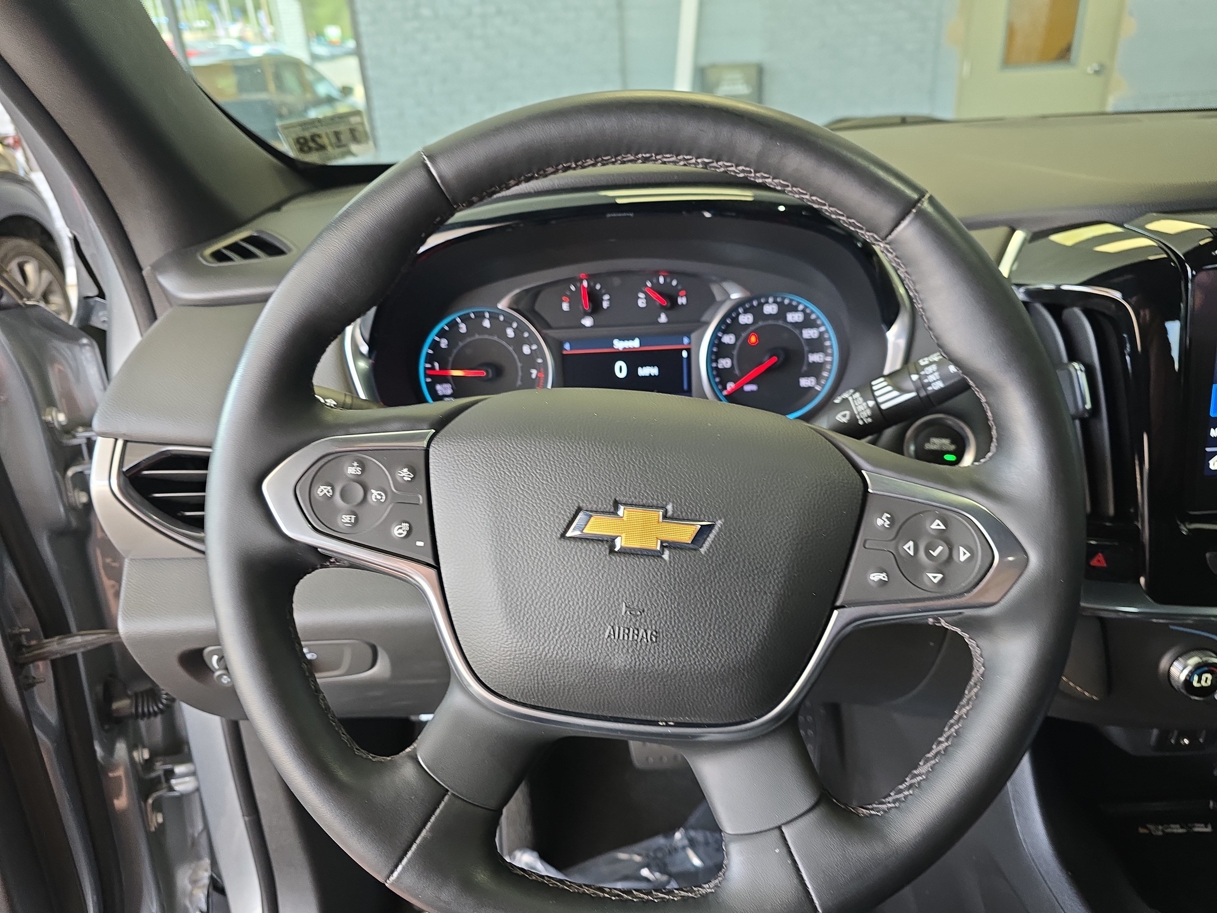 Used 2023 Chevrolet Traverse LT AWD/4WD image 21