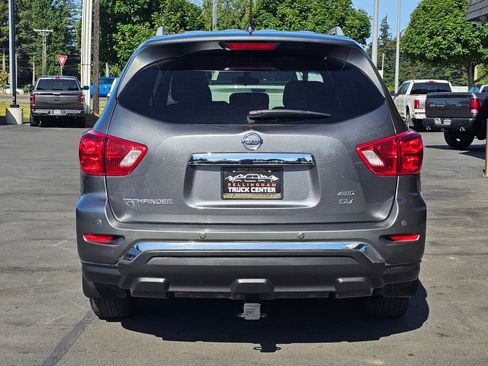 Used 2018 Nissan Pathfinder SV AWD/4WD image 4