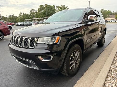 Used 2019 Jeep Grand Cherokee Limited w/ Trailer Tow Group IV AWD/4WD image 14