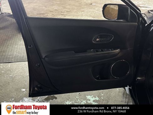 Used 2018 Honda HR-V EX image 15