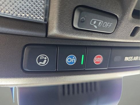 Used 2024 GMC Sierra 3500 Denali w/ Denali Reserve Package image 22