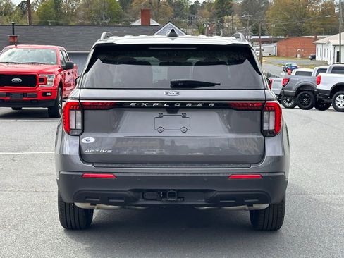 New 2026 Ford Explorer Active image 7