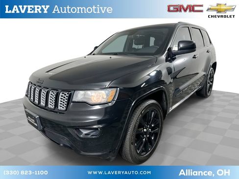 Used 2018 Jeep Grand Cherokee Altitude AWD/4WD image 1