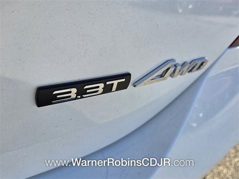 Used 2025 Genesis G70 3.3T Advanced w/ Sport Prestige Package image 12