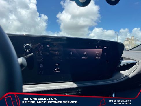 Used 2025 Buick Envista Preferred w/ Convenience I Package FWD image 30