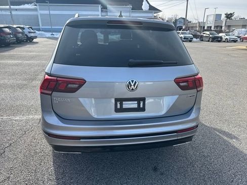 Certified 2021 Volkswagen Tiguan SE R-Line w/ 3rd Row Seat Package image 8