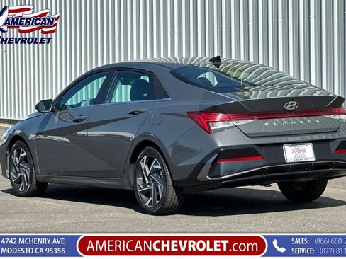 Used 2025 Hyundai Elantra SEL FWD image 6