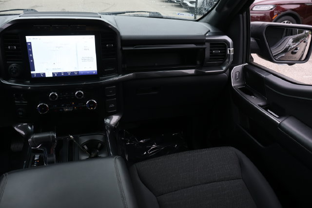 Used 2022 Ford F150 XLT w/ Equipment Group 302A High RWD image 18
