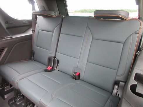 New 2026 GMC Yukon AT4 image 14