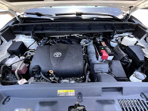 Used 2021 Toyota Highlander Limited FWD image 30