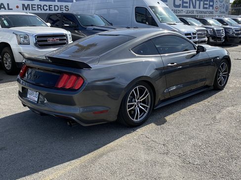 Used 2017 Ford Mustang GT image 8